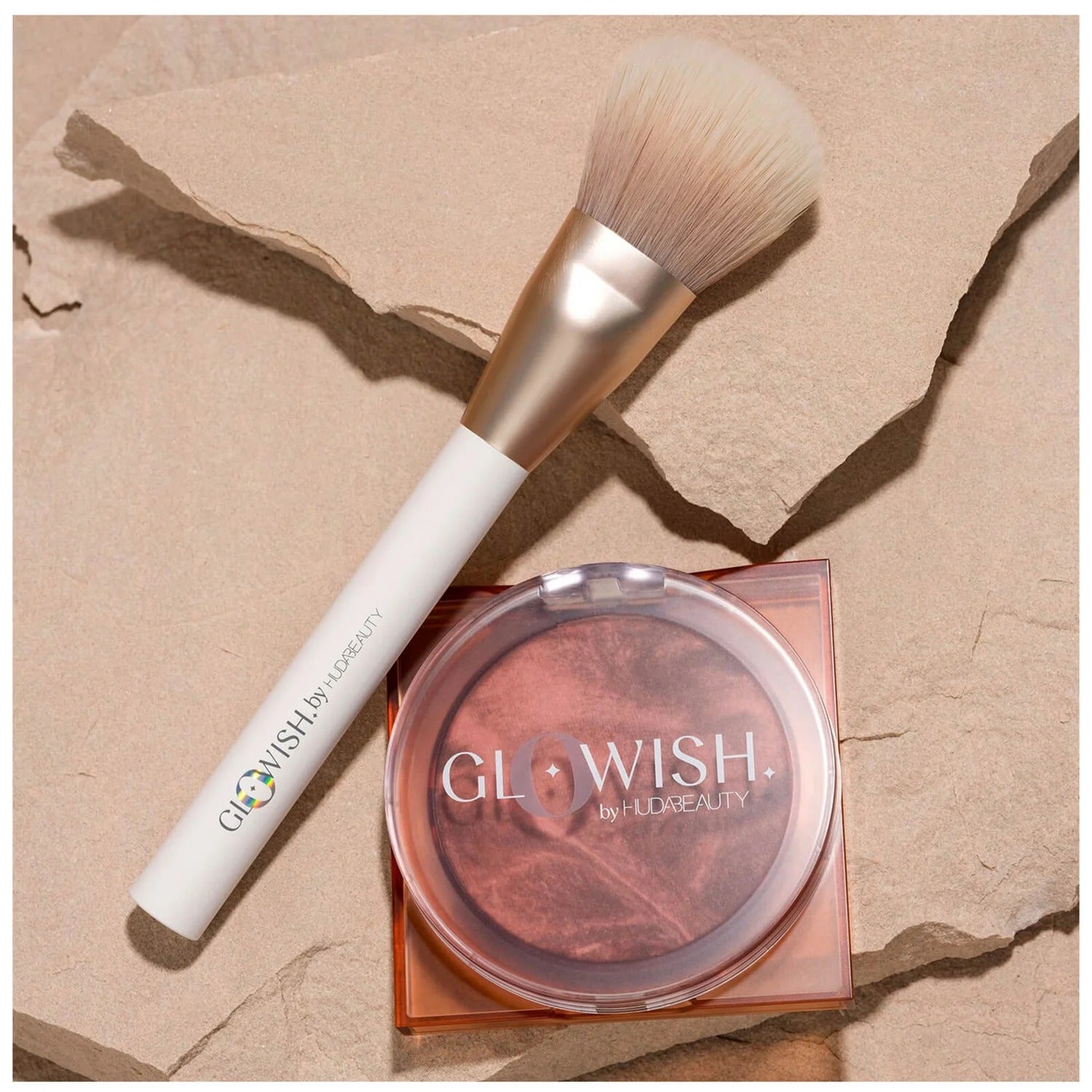 Huda Beauty Glowish All Over Bronze Face Brush