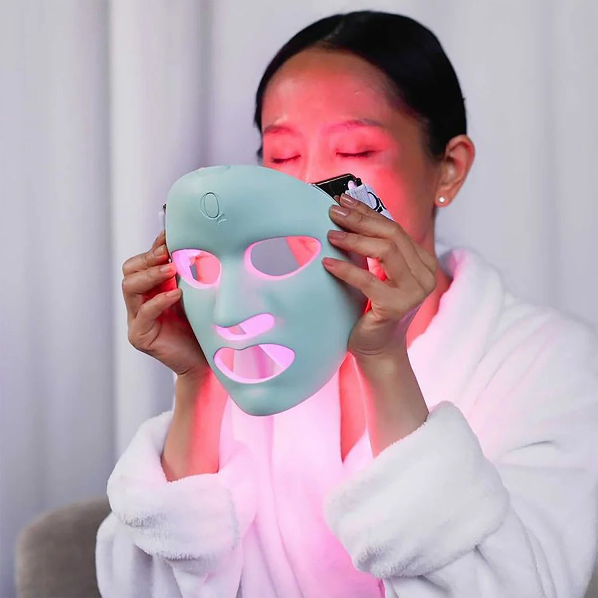 Qure Skincare Q-Rejuvalight Pro LED Light Therapy Mask 200g